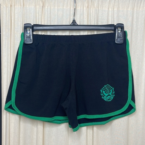 EUC- LIKE NEW! KREEPSVILLE CREATURE HAND BOOTY SHORTS SIZE MEDIUM - Picture 7 of 12